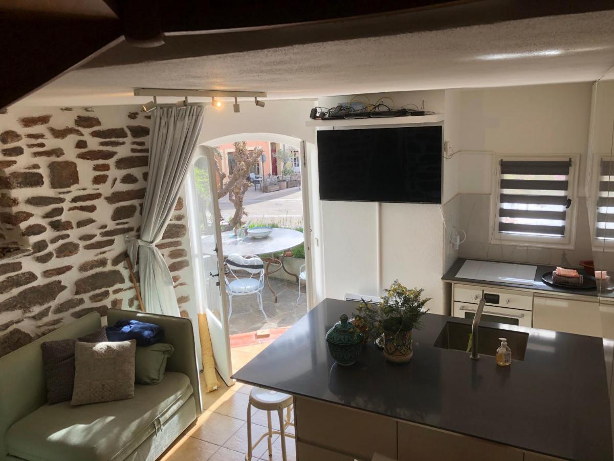 maison vacance Médiévale Bormes-les-Mimosas village Extérieur photo